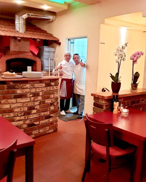 La Vecchia Trattoria - Pizzaria